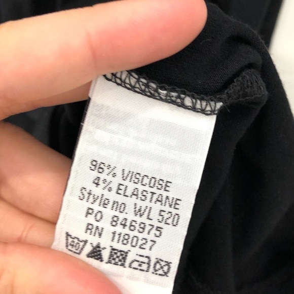 BODEN pintuck tunic - Picture 6 of 6